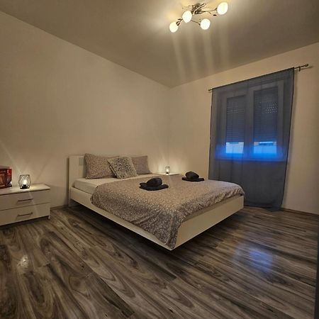 Apartman Smit Umag Eksteriør bilde